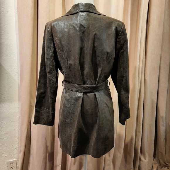 i. e. Leather jacket - Picture 4 of 9